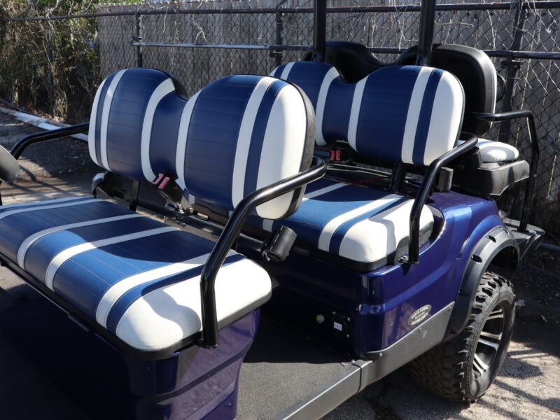 2021 Pre-owned 6 Seater Navy Icon - $7,000