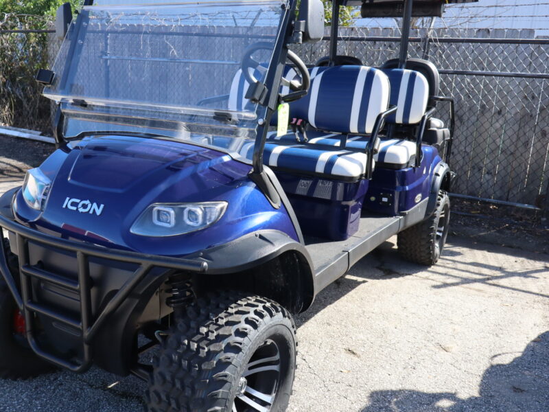 2021 Pre-owned 6 Seater Navy Icon - $7,000